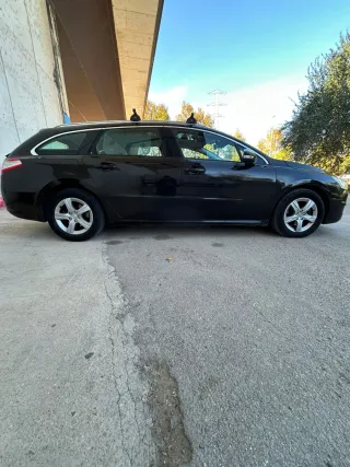 Peugeot 5008 2014