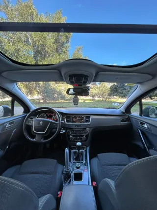 Peugeot 5008 2014