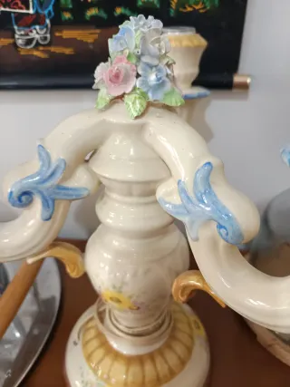 Candelabro antiguo Modernista pintado a mano