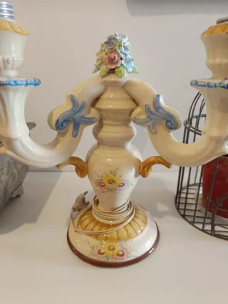 Candelabro antiguo Modernista pintado a mano