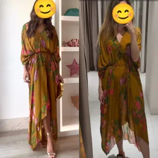 Vestido flores ZW Collection Zara Talla Única