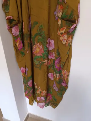 Vestido flores ZW Collection Zara Talla Única