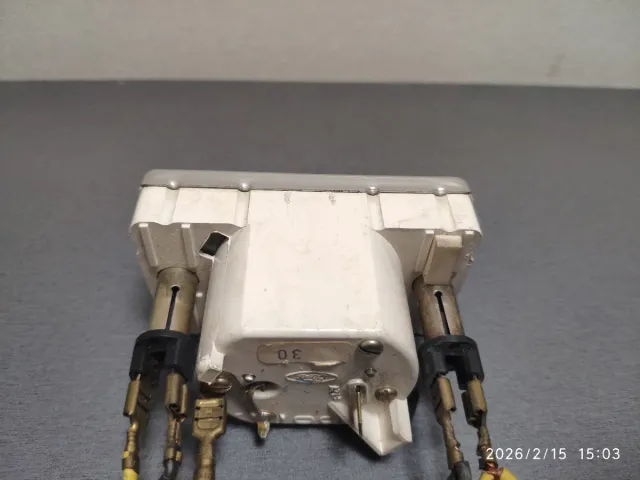 Reloj Cuarzo Coche Clásico Ford Fiesta MK1