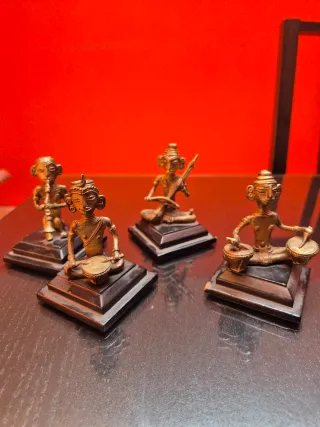 Figuras músicos étnicos India