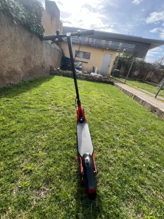 Patinete Eléctrico Rojo ninebot model: D18E