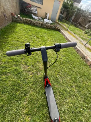 Patinete Eléctrico Rojo ninebot model: D18E