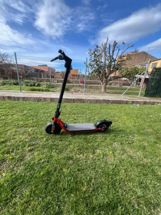 Patinete Eléctrico Rojo ninebot model: D18E