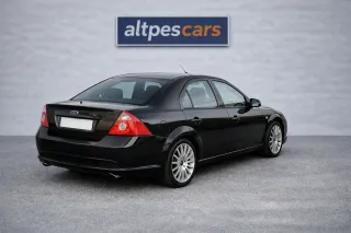 Ford Mondeo 2004