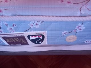 2 Camas de Madera y Metal