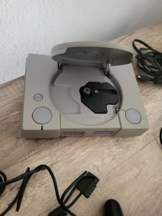 Consola Playstation 1 con 2 mandos