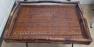 Mesita auxiliar mimbre, madera y metal