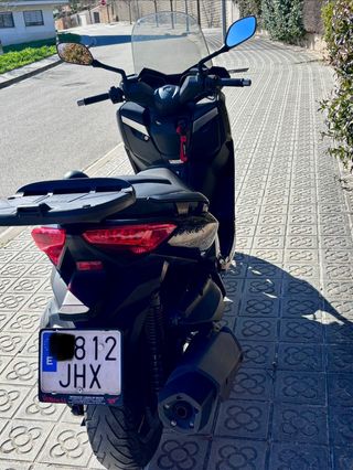 Yamaha X-MAX 400 2015 Negra