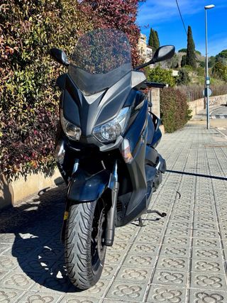 Yamaha X-MAX 400 2015 Negra