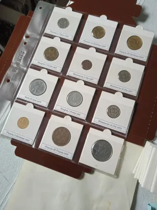 Colección de 12 monedas Antiguas y Modernas