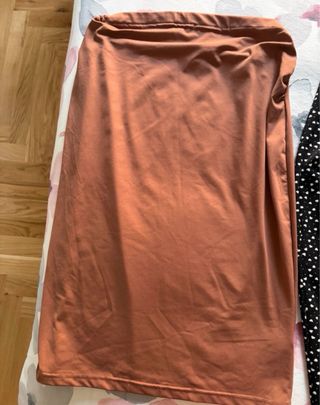 Set gonne longuette nera e corallo