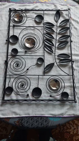 Cuadro Decorativo Metal Hojas y Espiral