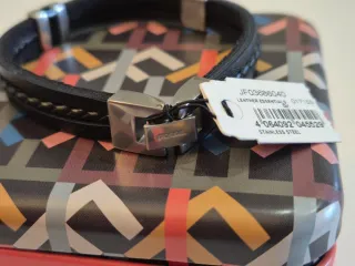 Pulsera Fossil Cuero Negro y Plata