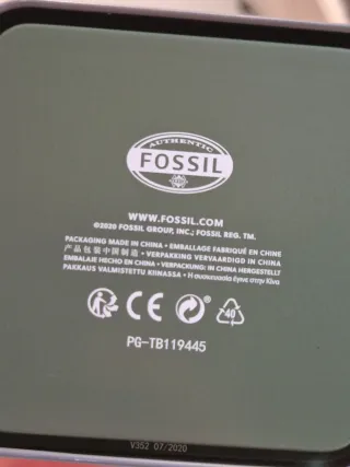 Pulsera Fossil Cuero Negro y Plata