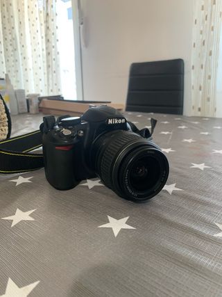 Cámara Nikon D3100 + Objetivo 18-55mm