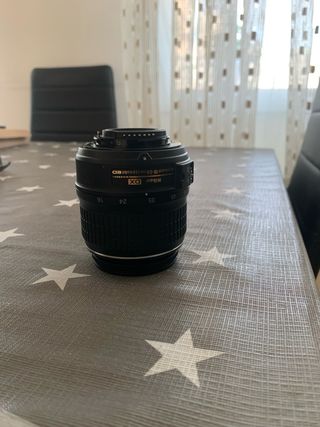 Cámara Nikon D3100 + Objetivo 18-55mm