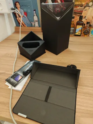 Custodia Motorola Razr 5G