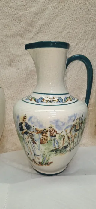 Juego Cerámica Antiguo Jarra y jarrones muy hermos