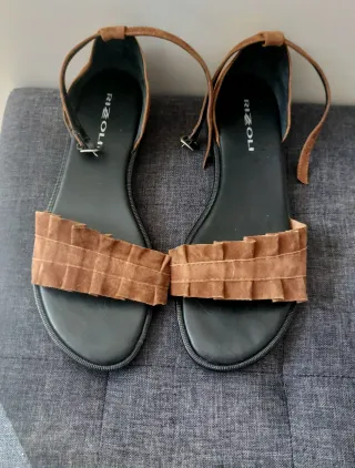 Sandali Rizzoli cammello scamosciato