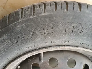 Rueda de coche con llanta 14 pulgadas 175/65 R 14