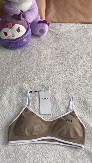 Top deportivo Alo mujer marrón