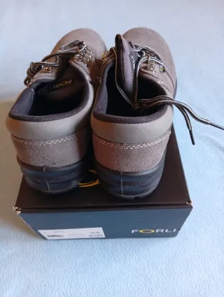 Botas de seguridad grises talla 44