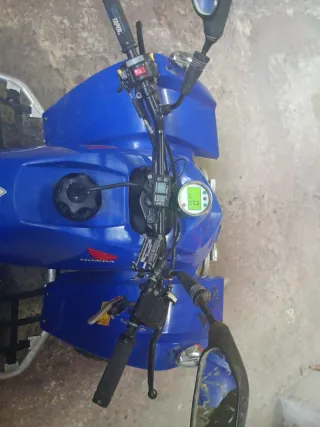 Quad Adly 300 S 2004 Azul  Se  acepta cambio
