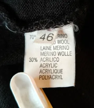 Top nero Capelli Collezioni misto lana merinos