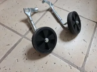 Ruedas de apoyo para bicicleta infantil