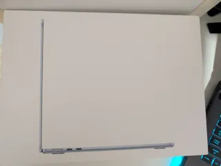 MacBook Air M4 13 512GB 24GB RAM 2025