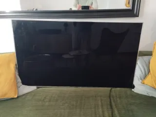 TV Panasonic 4K 50 + Barra Sonido