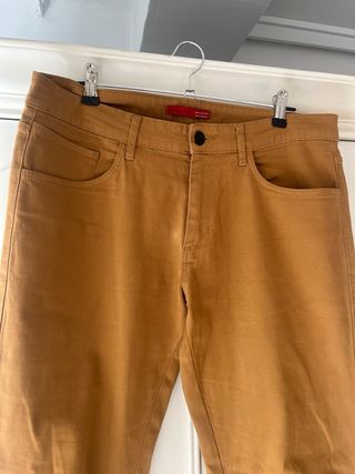 Pantalón chino Zara Man mostaza Talla L