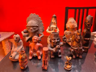 Figuras Precolombinas Antiguas