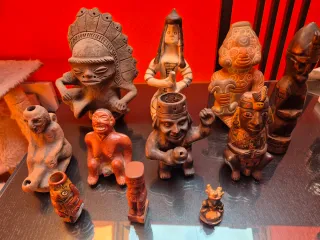 Figuras Precolombinas Antiguas