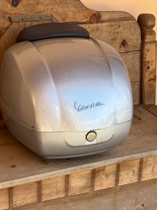 Baúl Vespa Plata azul Scooter