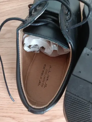 T37 Zapatos uniforme negros