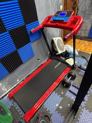 Cinta de correr roja