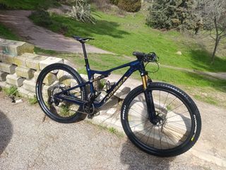 Orbea Oiz Omx carbono doble suspension MTB 29 btt