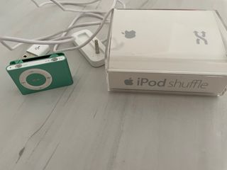 iPod Shuffle 2GB (2ª generación) con caja