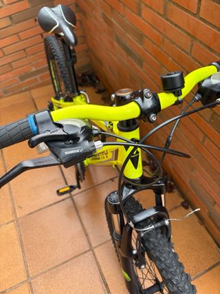 Bicicleta Monty Shimano Junior KV8 de 26''.