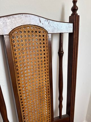 Silla de madera, rattan