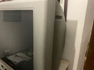 Televisor Antiguo Grande