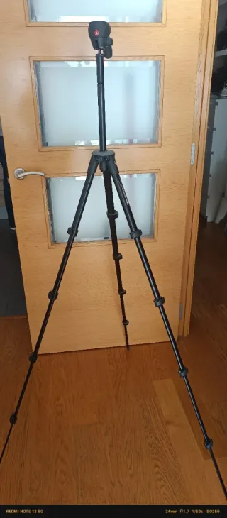 Trípode Manfrotto Cámara Reflex