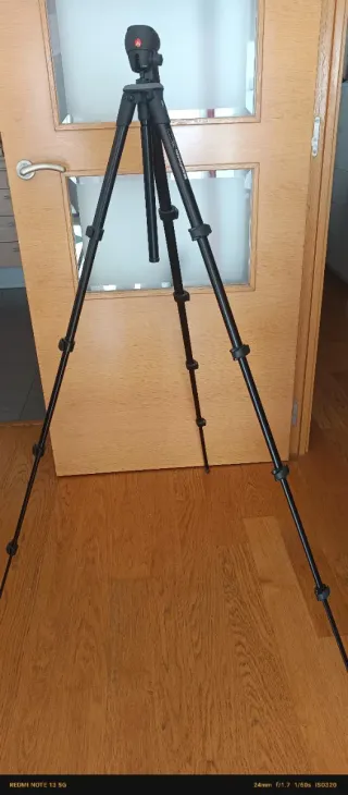 Trípode Manfrotto Cámara Reflex