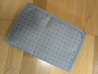 Mochila Walking Mum estrellas gris. Cómo nueva.