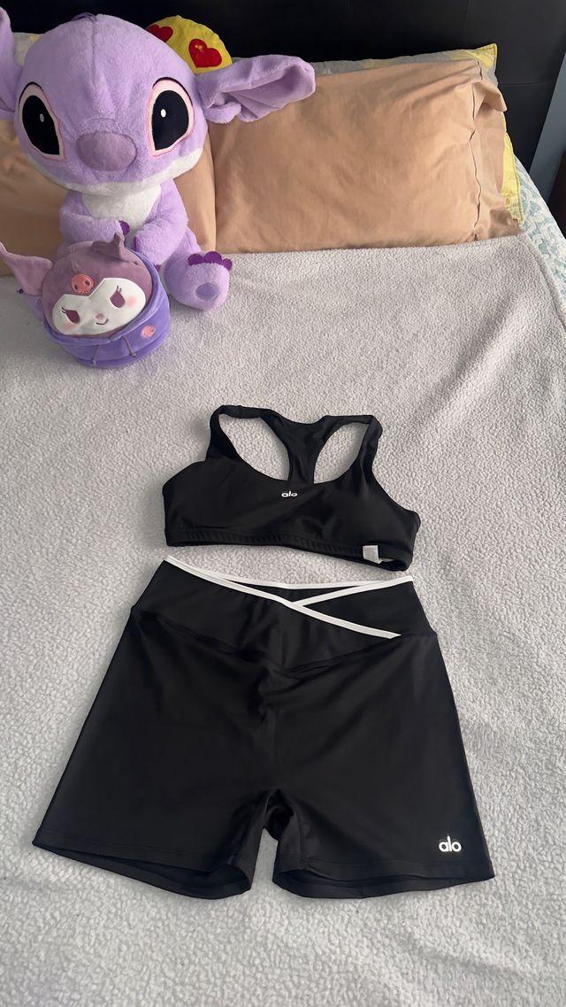 Conjunto deportivo Alo negro